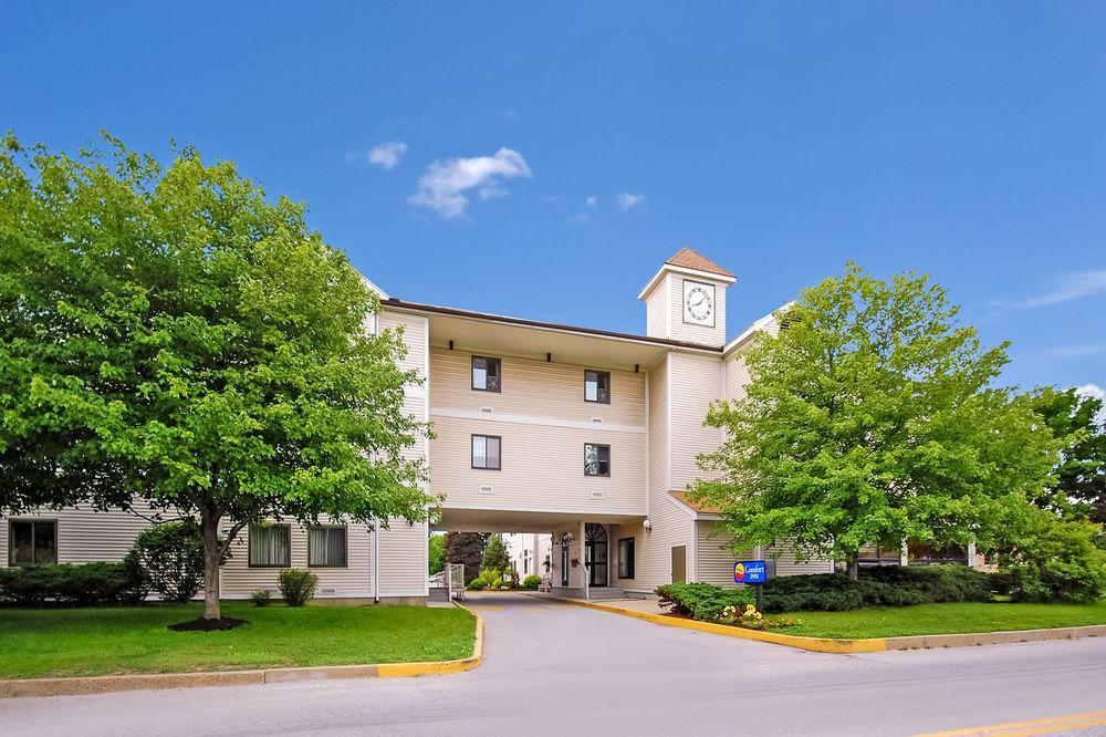 Comfort Inn Rutland - Killington Exterior foto